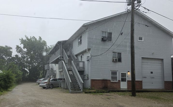 Pictures of Multifamily property located at 1015 douglas Street E, Morris, IL 60450 for sales - image #1