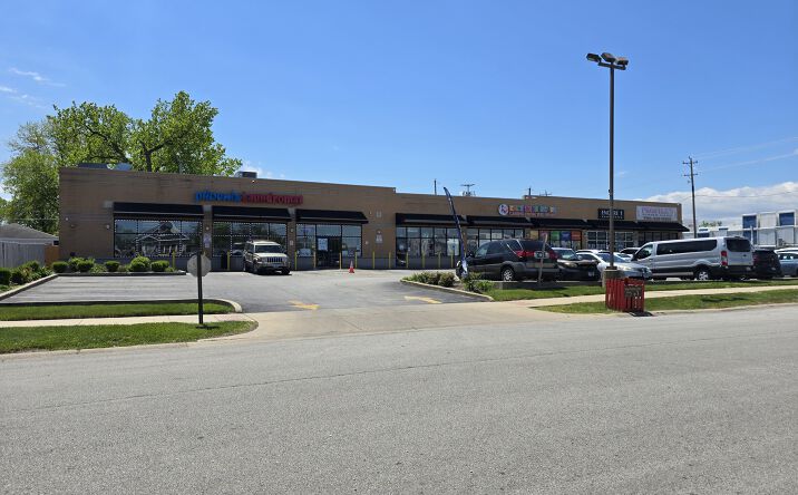 Pictures of Retail property located at 503 W 153 Street, Phoenix, IL 60426 for sales - image #1