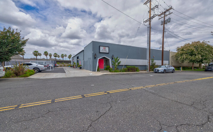 Pictures of Industrial property located at 1845 S Lewis St, Anaheim, CA 92805 for sales - image #1
