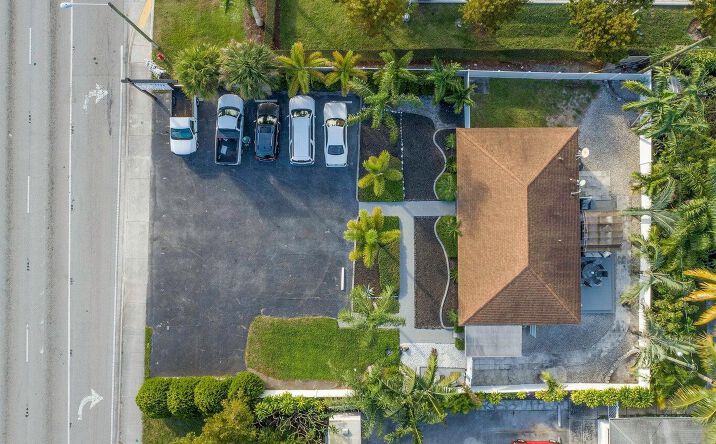 Pictures of Mixed Use, Retail, Office property located at 2935 Lake Worth Road, Palm Springs, FL 33461 for sales - image #1