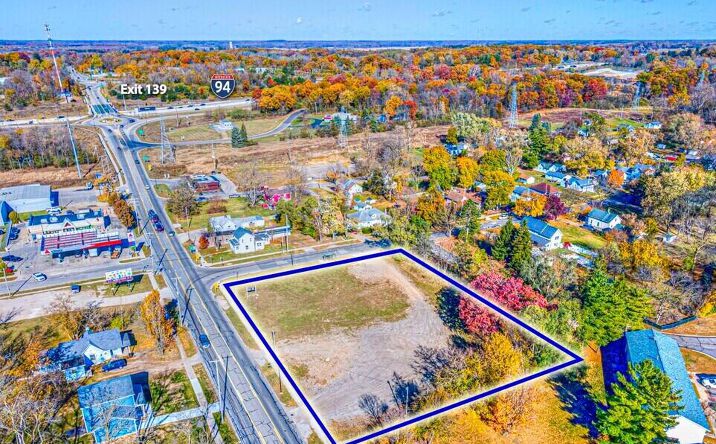Pictures of Business for Sale, Office, Retail, Industrial property located at 1429 Cooper Street, Jackson, MI 49202 for sales - image #1