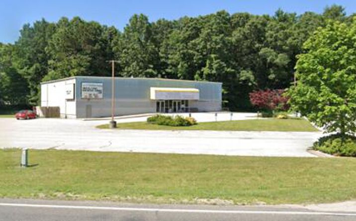 Pictures of Retail, Office property located at 8171 Whitehall Road, Whitehall, MI 49461 for sales - image #1