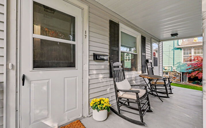 Pictures of Retail property located at 17 Grant Street, Pleasantville, NY 10570 for sales - image #1