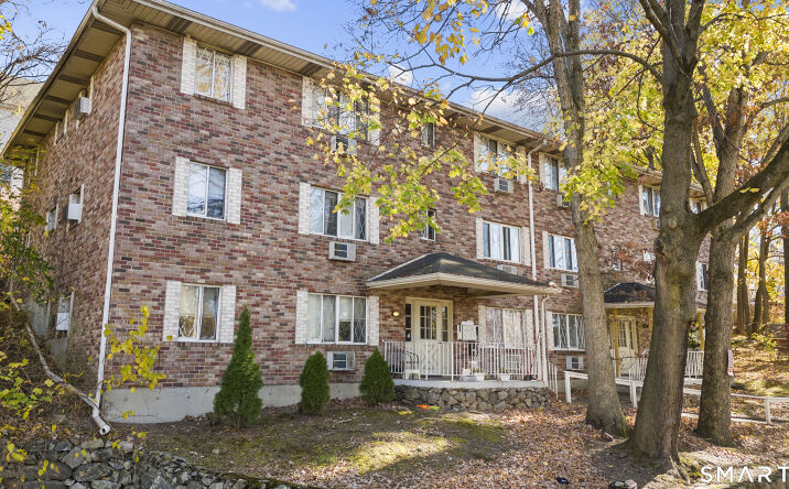 Pictures of Multifamily property located at 25 PIEDMONT ST, WATERBURY, CT 06706 for sales - image #1