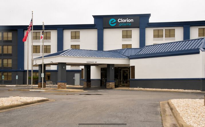 Pictures of Hospitality property located at 2115 N MARINE BLVD, JACKSONVILLE, NC 28546-6918 for sales - image #1