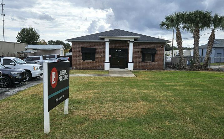 Pictures of Office property located at 3250 DUNDEE RD, WINTER HAVEN, FL 33884-1113 for sales - image #1