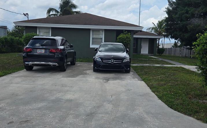Pictures of Multifamily property located at 661 S Biscayne River Drive, Miami, FL 33169 for sales - image #1