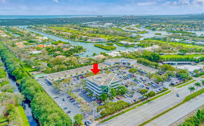 Pictures of Office, Retail property located at 2141 S Alternate A1a # 300, Jupiter, FL 33477 for sales - image #1