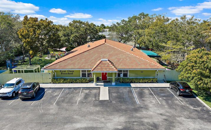 Pictures of Business for Sale, Special Purpose, Office property located at 100 Intracoastal Pointe Drive, Jupiter, FL 33477 for sales - image #1