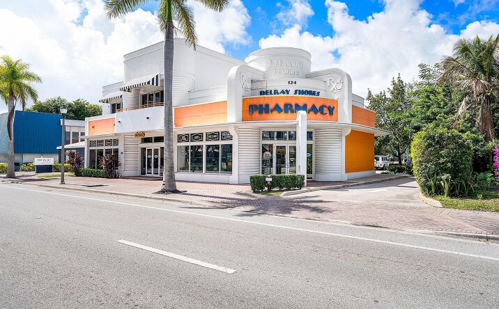 Pictures of Mixed Use property located at 124 NE 5th Avenue, Delray Beach, FL 33483 for sales - image #1