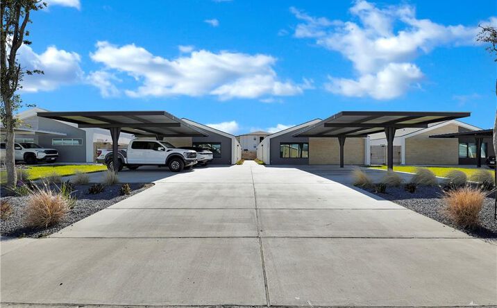 Pictures of Multifamily property located at 1425 E Iris Avenue, McAllen, TX 78501 for sales - image #1