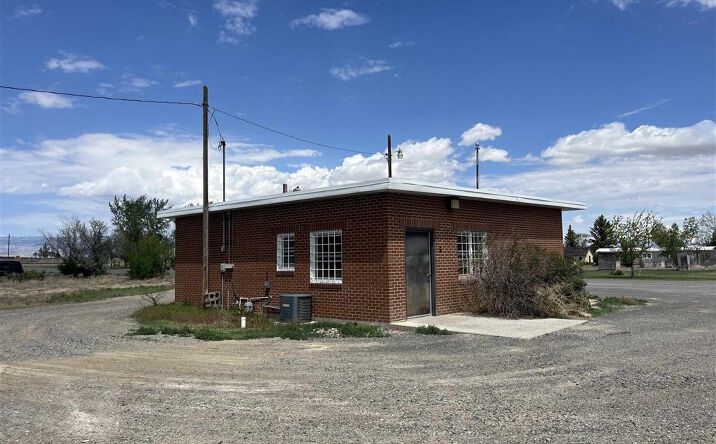 Pictures of Mixed Use property located at 18 Central Ave, Deaver, WY 82421 for sales - image #1