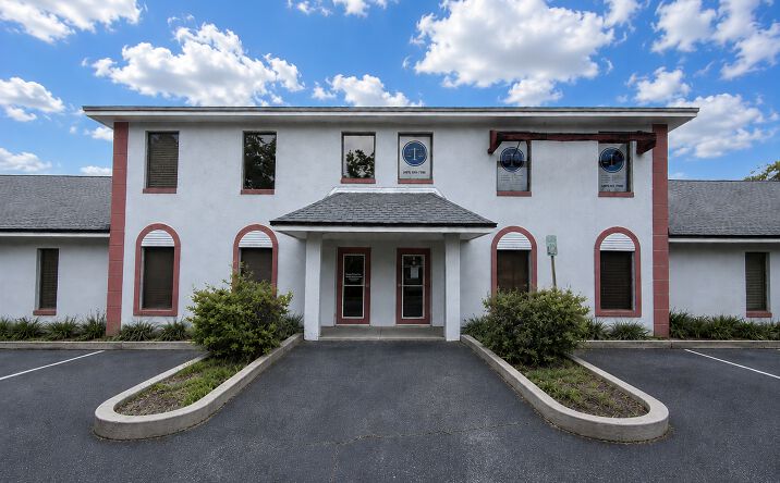 Pictures of Office property located at 1400 W Oak St. Suites C/D, Kissimmee, FL 34741 for sales - image #1