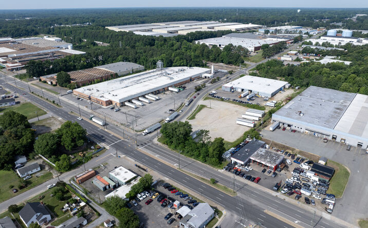 Pictures of Industrial property located at 2000 Richmond Highway North, Richmond, VA 23224 for sales - image #1
