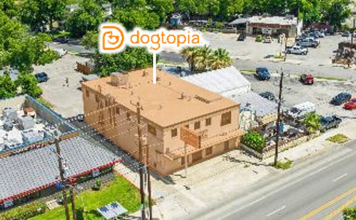 Pictures of Retail property located at 3814 BROADWAY, SAN ANTONIO, TX 78209-6310 for sales - image #1