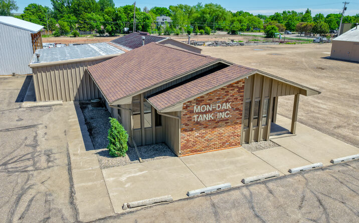 Pictures of Office, Industrial, Mixed Use property located at 3820 2nd Avenue West, Williston, ND 58801 for sales - image #1