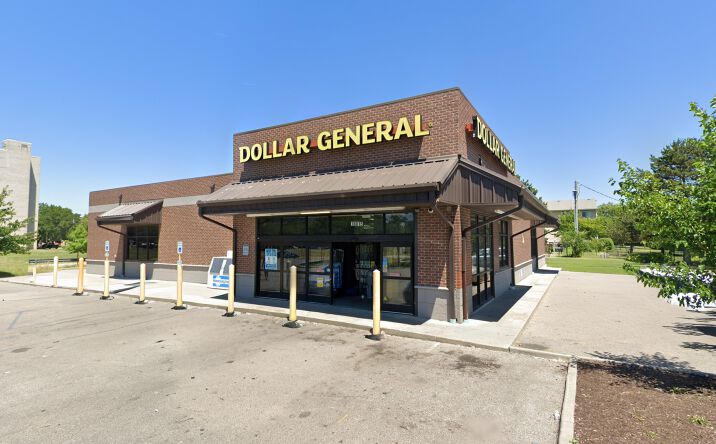 Pictures of Retail property located at 16015 Lakeshore Boulevard, Cleveland, OH 44110 for sales - image #1