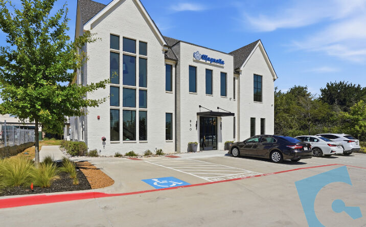 Pictures of Office property located at 860 South Village Center Drive, Southlake, TX 76092 for sales - image #1