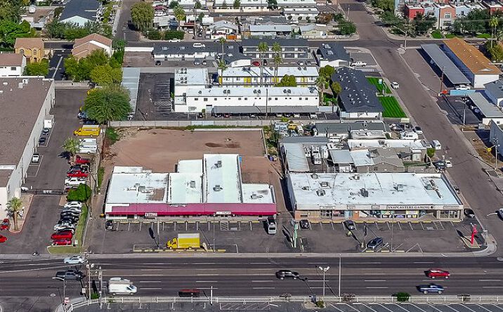 Pictures of Retail property located at 3402 East Thomas Road, Phoenix, AZ 85018 for sales - image #1