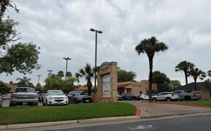 Pictures of Office property located at 26 Coria St., Brownsville, TX 78520 for sales - image #1