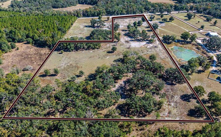 Pictures of Land property located at 1325 NE 399th St, Old Town, FL 32680 for sales - image #1