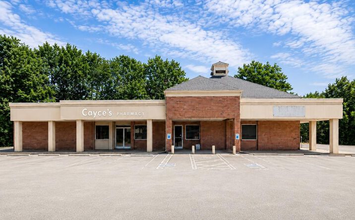 Pictures of Office property located at 1112 W 7th St, Hopkinsville, KY 42240 for sales - image #1