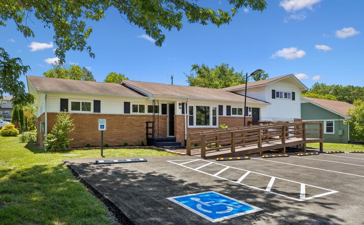 Pictures of Retail, Office, Mixed Use property located at 319 Tennessee 76, White House, TN 37188 for sales - image #1