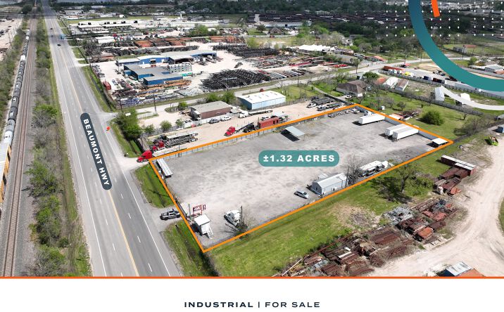 16302 Beaumont Hwy, Houston