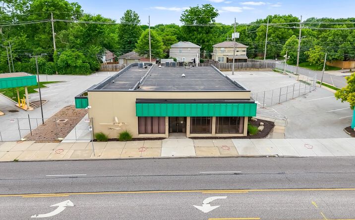 Pictures of Retail property located at 6100 Troost Ave, Kansas City, MO 64110 for sales - image #1