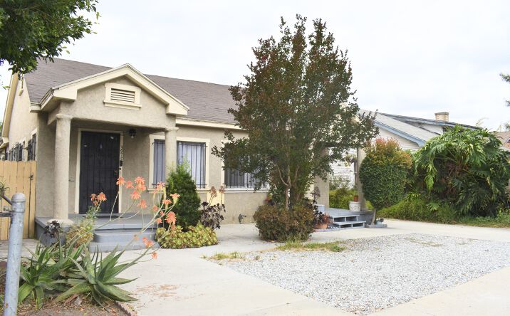 Pictures of Multifamily property located at 3973 S VAN NESS AVE, LOS ANGELES, CA 90062 for sales - image #1