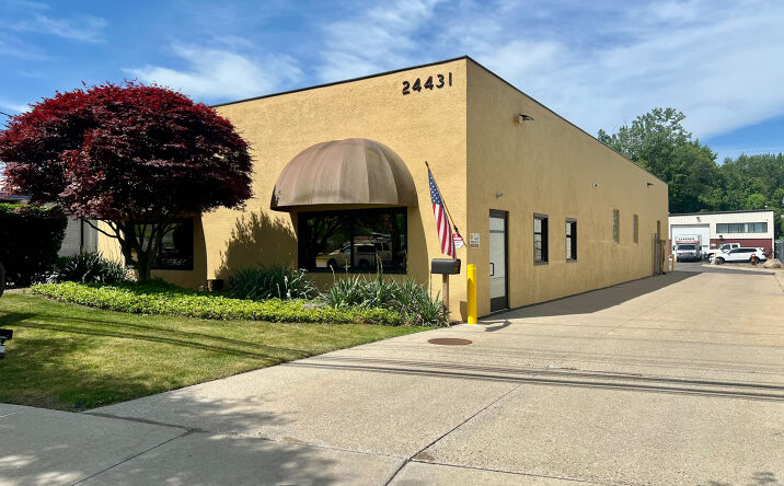 Pictures of Industrial property located at 24431 TELEGRAPH RD, SOUTHFIELD, MI 48033 for sales - image #1