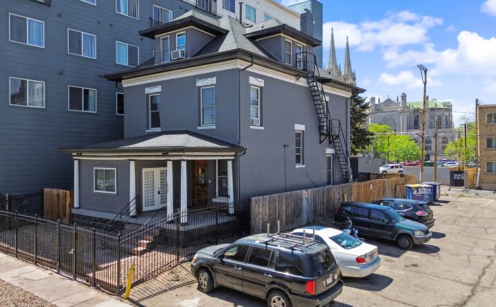 Pictures of Multifamily property located at 1537 N Pearl Street, Denver, CO 80203 for sales - image #1