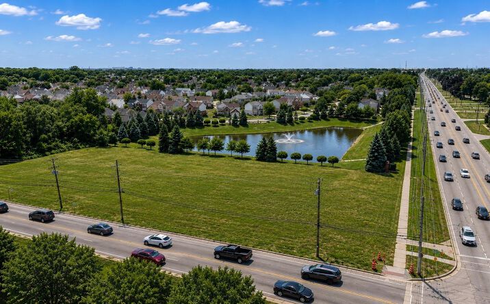 Pictures of Multifamily, Land, Senior Living property located at 15170 15 Mile Road, Sterling Heights, MI 48312 for sales - image #1