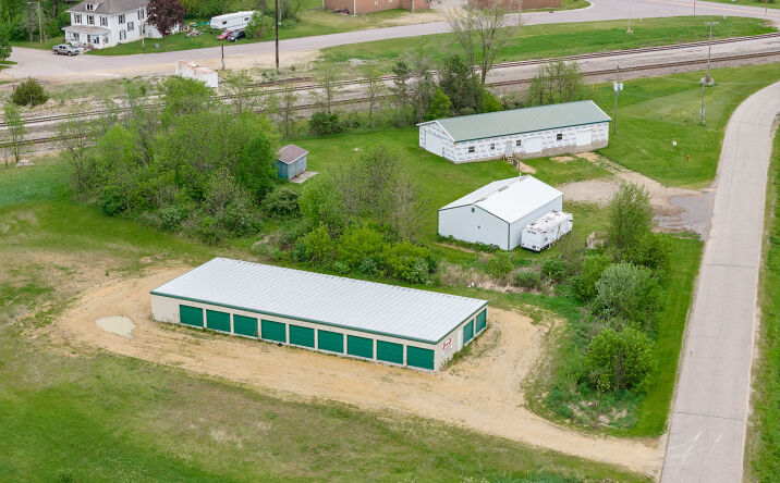 Pictures of Self Storage property located at 201 TAYLOR RD, NEW LISBON, WI 53950-1409 for sales - image #1