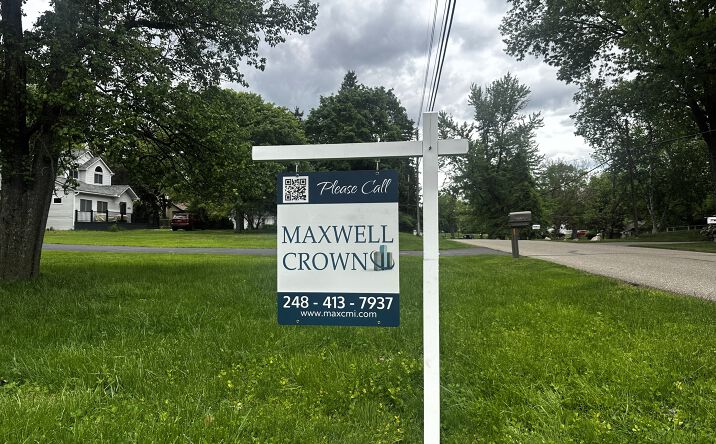 Pictures of Land property located at 20099 Purlingbrook Street, Livonia, MI 48152 for sales - image #1