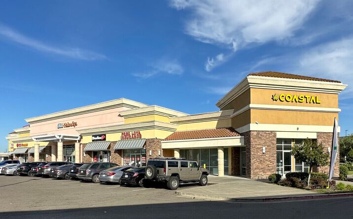 Pictures of Retail property located at 7840 W LN, STOCKTON, CA 95210-2759 for sales - image #1