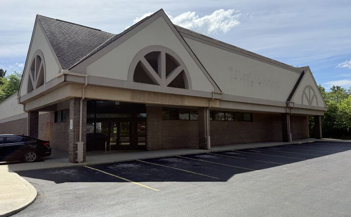 Pictures of Retail property located at 1303 Copley Rd, Akron, OH 44320 for sales - image #1