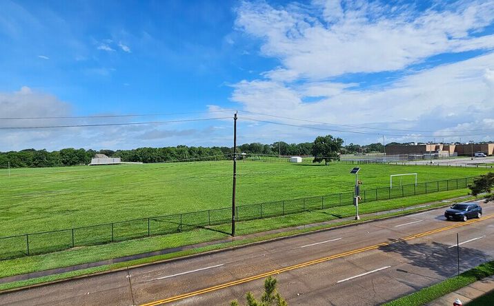 Pictures of Land property located at 2903 Falcon Pass, Houston, TX 77062 for sales - image #1