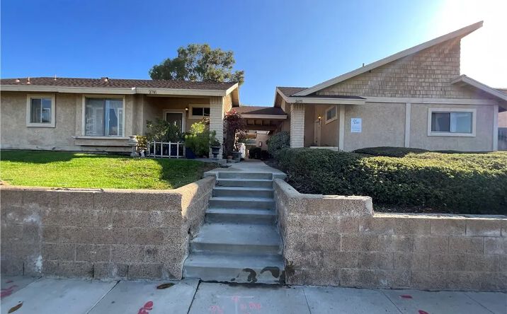 Pictures of Multifamily property located at 2695 N Canal Street, Orange, CA 92865 for sales - image #1