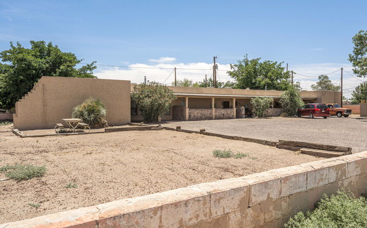 Pictures of Multifamily property located at 809 Van Patten Avenue, Las Cruces, NM 88005 for sales - image #1