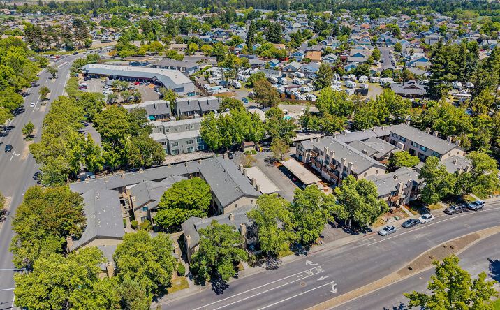 Pictures of Multifamily property located at 7425 CAMINO COLEGIO, ROHNERT PARK, CA 94928 for sales - image #1