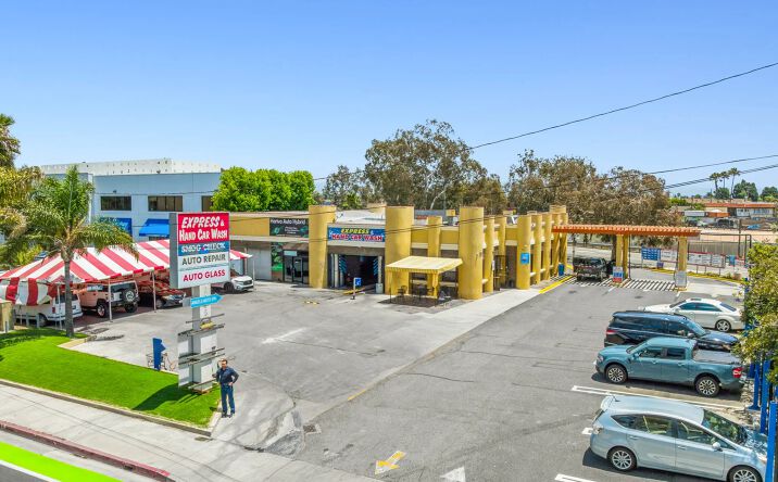 Pictures of Retail, Special Purpose property located at 2285 Newport Boulevard, Costa Mesa, CA 92627 for sales - image #1