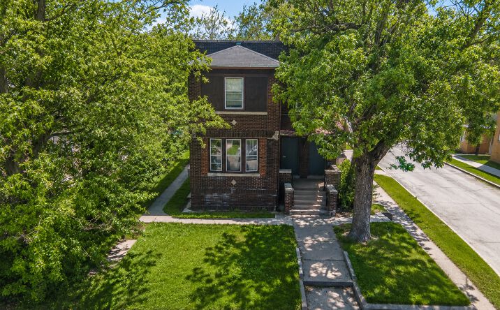 Pictures of Multifamily property located at 11 157TH ST, CALUMET CITY, IL 60409 for sales - image #1