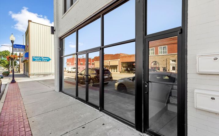 Pictures of Mixed Use property located at 216 E Rogers Boulevard A & B, Skiatook, OK 74070 for sales - image #1