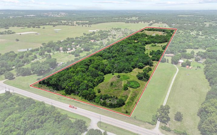 Pictures of Land property located at 2620 Business 70, Durant, OK 74701 for sales - image #1