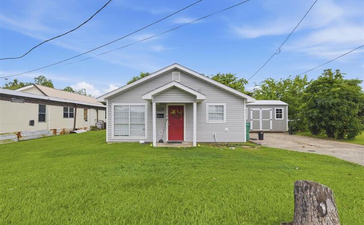 Pictures of Multifamily property located at 1217 Harrison Street, Westlake, LA 70669 for sales - image #1