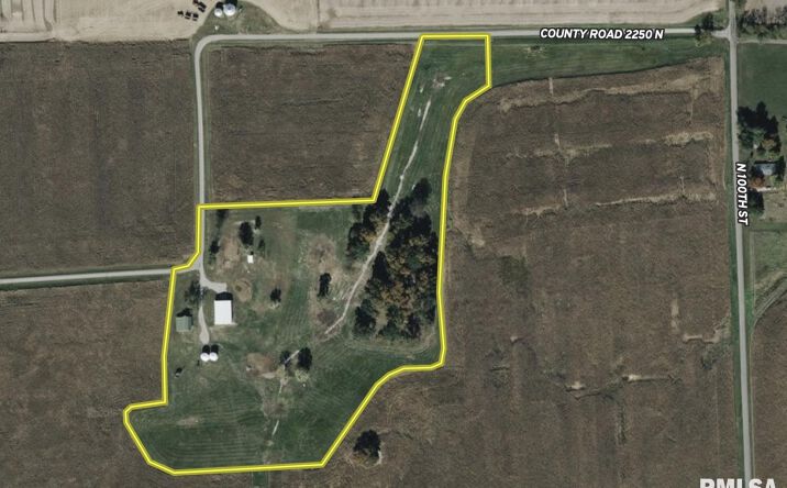 596 E 2250th Road, Westfield