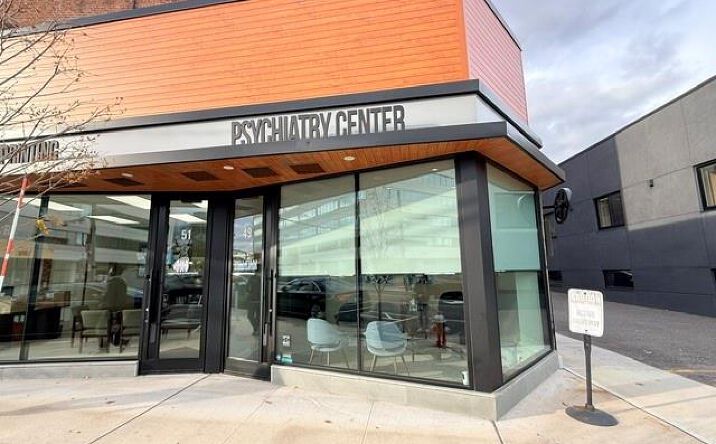 Pictures of Retail, Office property located at 49 Cutter Mill Road, Great Neck, NY 11021 for sales - image #1