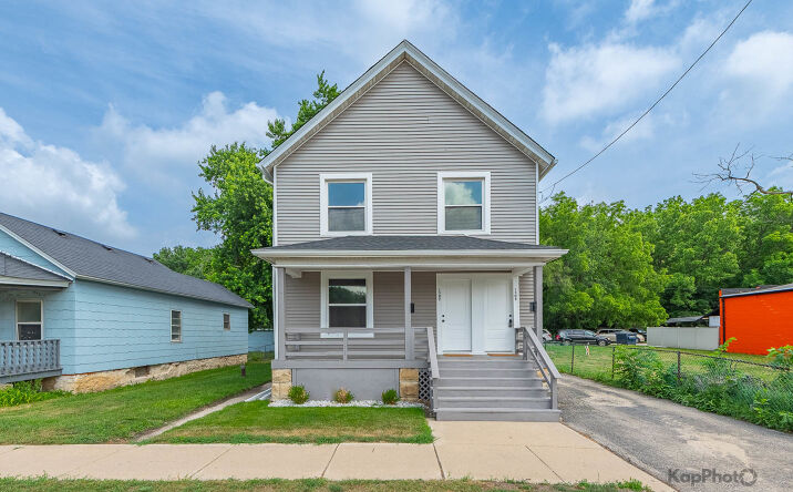 1307 E Cass Street, Joliet