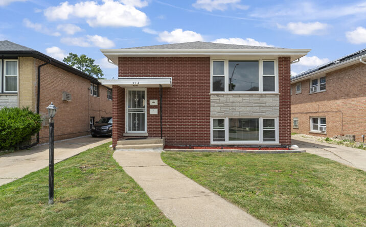 Pictures of Multifamily property located at 312 Luella Avenue, Calumet City, IL 60409 for sales - image #1